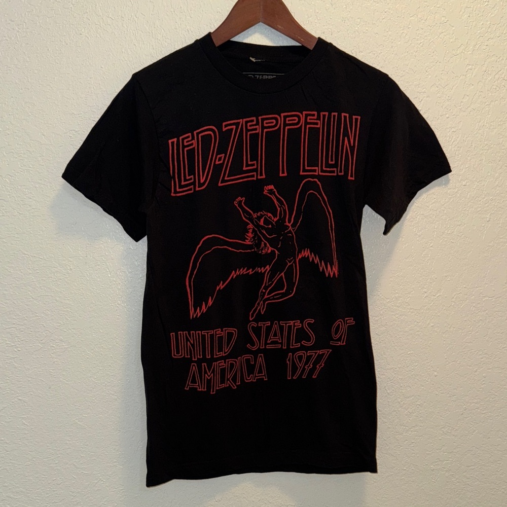 Led Zeppelin T-shirt